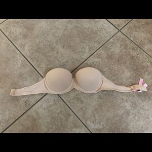 Victoria Secret Strapless Bra